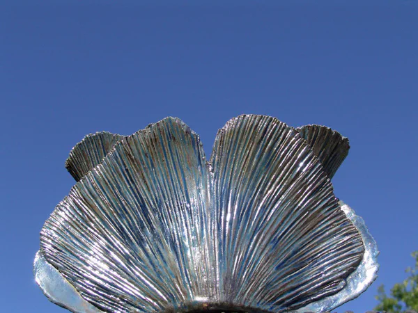 Ginkgo blau 1 (Schalen & Vasen)